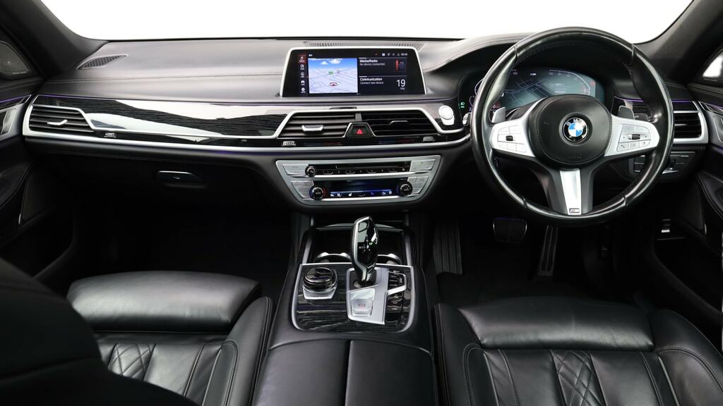 BMW 7 Series 730D Mht M Sport Black #4