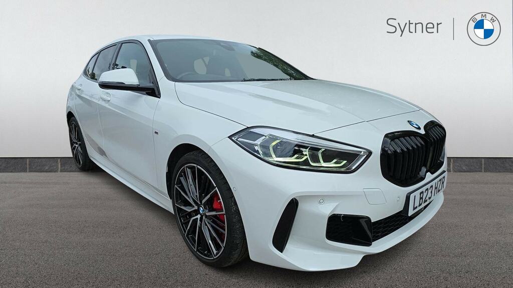 BMW 1 Series 128Ti Step White