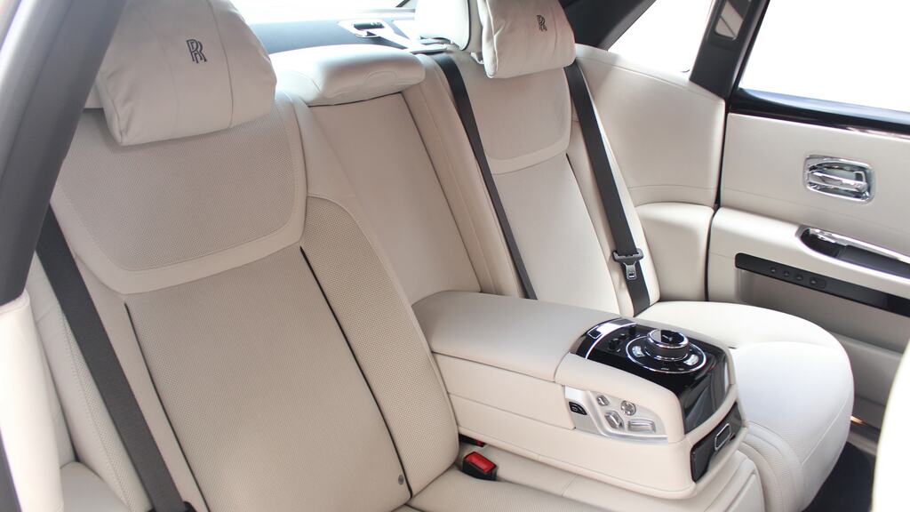 Rolls-Royce Ghost Saloon Black #10