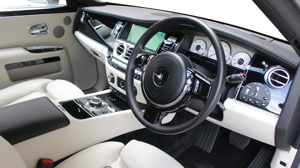 Rolls-Royce Ghost Saloon Black #7