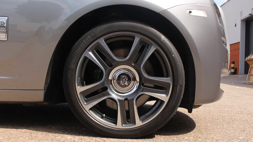 Rolls-Royce Ghost Saloon Black #25