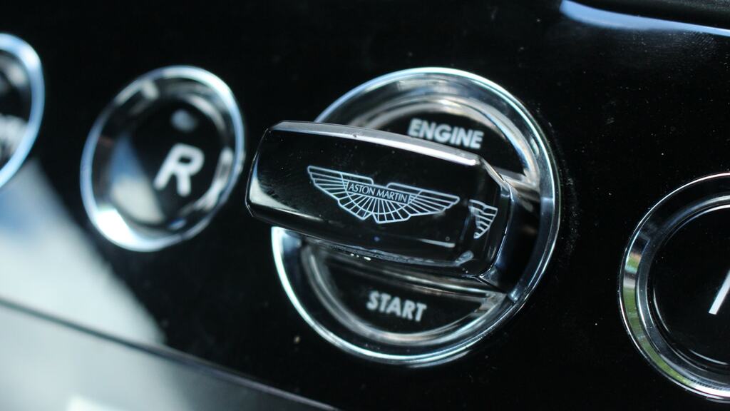 Aston Martin V8 Vantage Coupe Silver #11