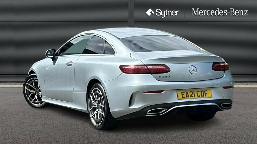 Mercedes-Benz E Class E300 Amg Line Premium 9G-tronic Silver #2