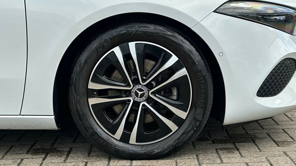 Mercedes-Benz A Class A200 Sport Executive YN73UGB White #5