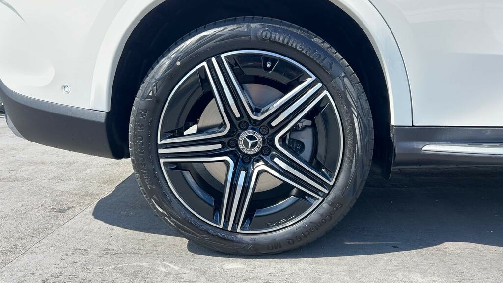Mercedes-Benz GLC Class Glc 300E 4Matic Amg Line Premium 9G-tronic White #5