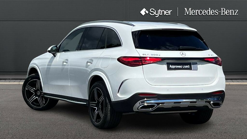Mercedes-Benz GLC Class Glc 300E 4Matic Amg Line Premium 9G-tronic White #2