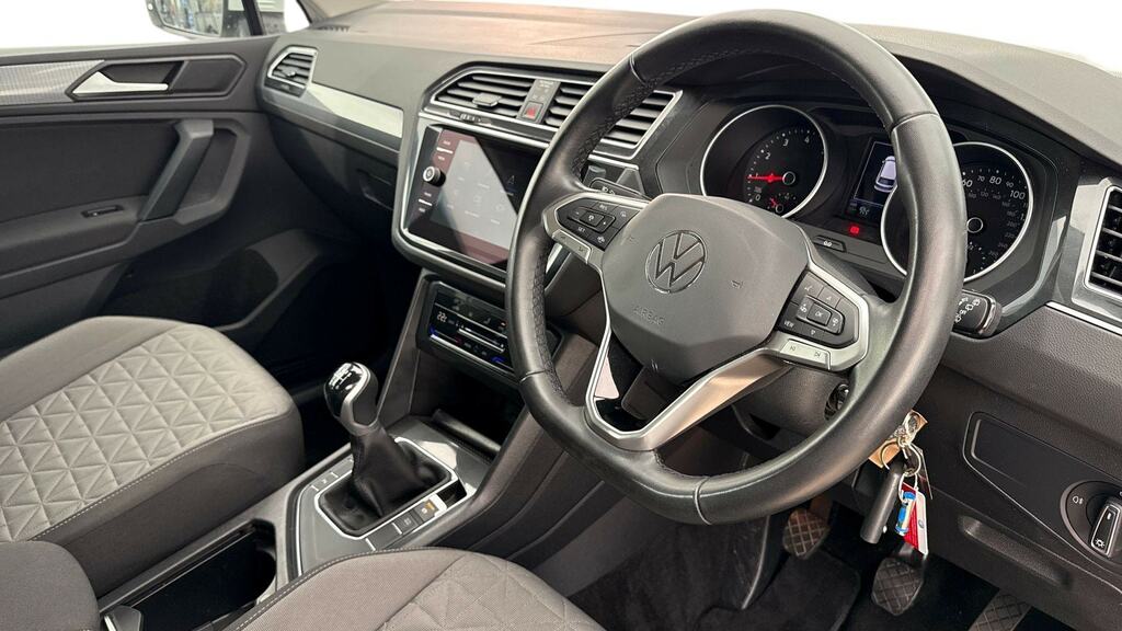 Volkswagen Tiguan 1.5 Tsi 150 Life White #6