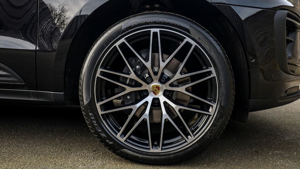Porsche Macan 5dr Pdk FJ26XUD Black #6