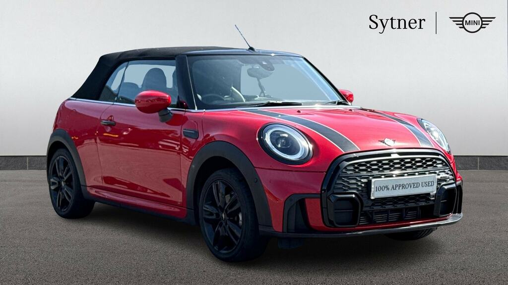 Mini Convertible 1.5 Cooper Sport Red