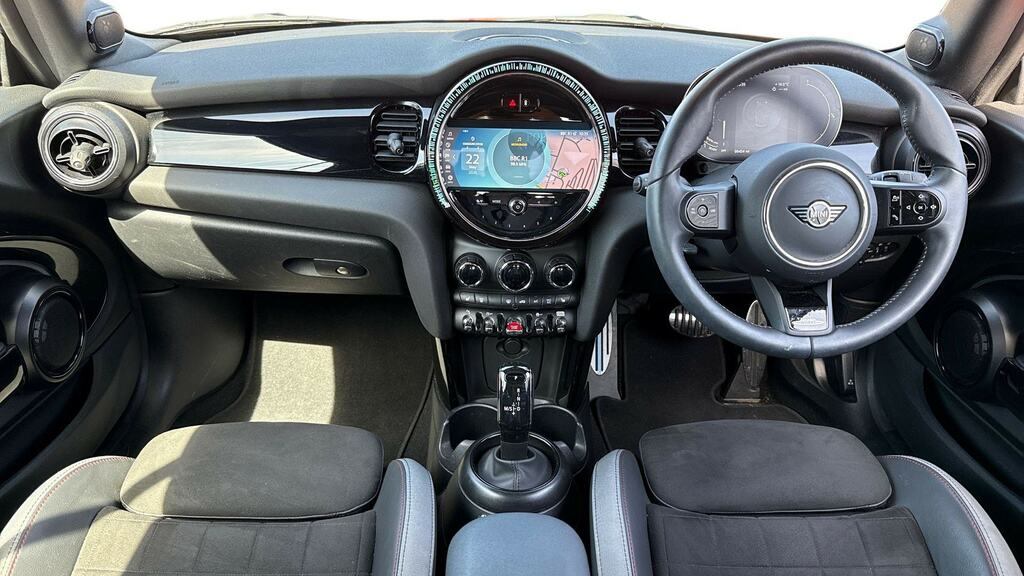 Mini Convertible 1.5 Cooper Sport Red #4