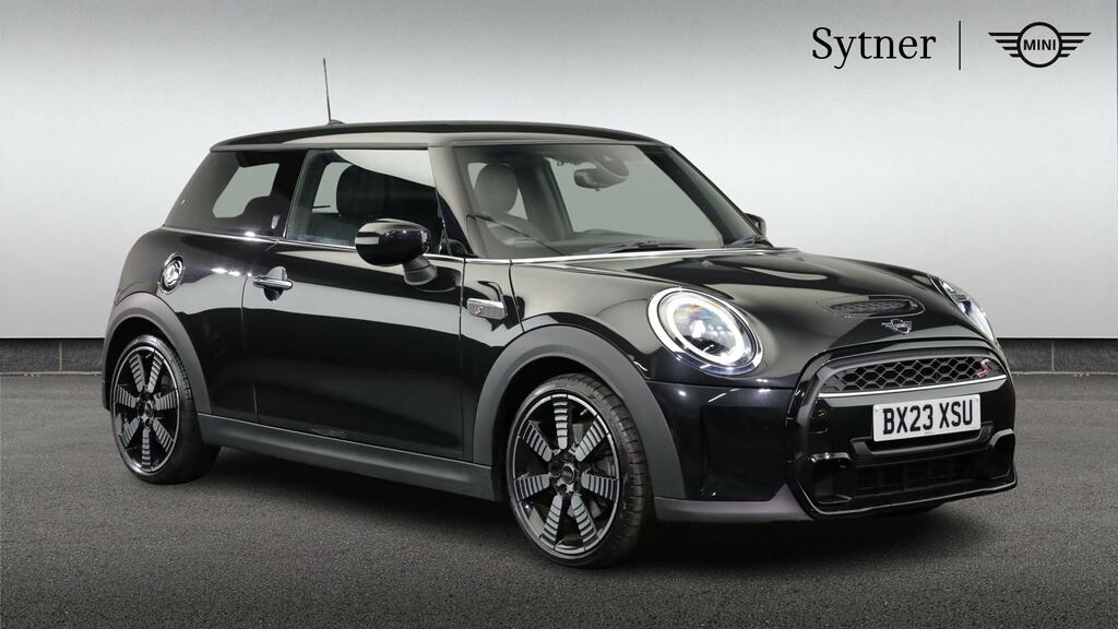Mini Hatch 2.0 Cooper S Exclusive Premium Black