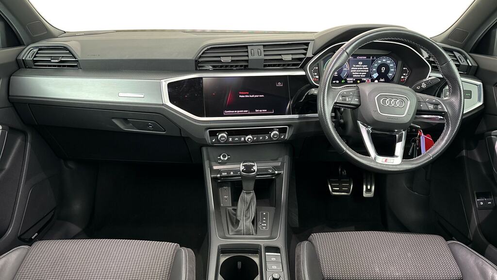 Audi Q3 45 Tfsi E S Line S Tronic AU22TLF Grey #6