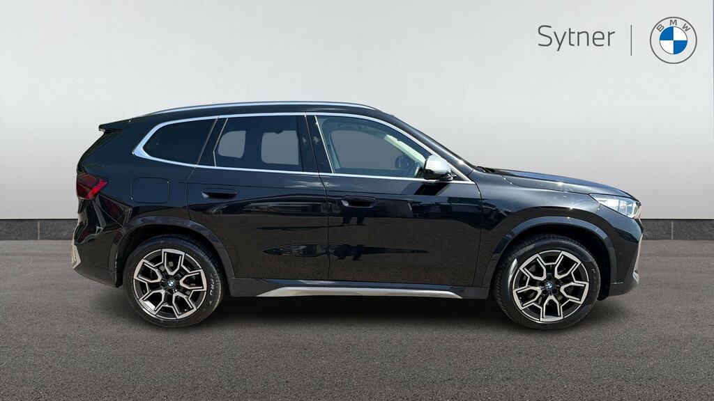 BMW X1 Xdrive 23I Mht Xline Premier Step ML72JOJ Black #3