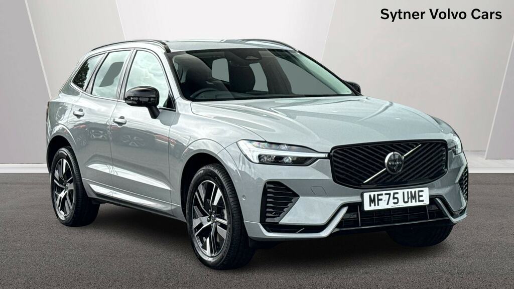 Volvo XC60 2.0 B5p Plus Dark Awd Geartronic Grey