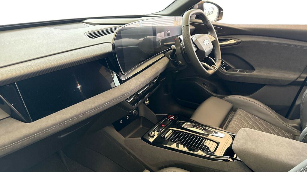Audi Q6 E-Tron 360Kw Sq6 Quattro 100Kwh Black Ed Tech YF26VDX Grey #2