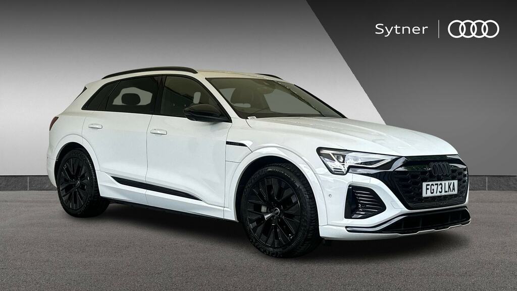 Audi Q8 e tron 300Kw 55 Quattro 114Kwh Black Edition White