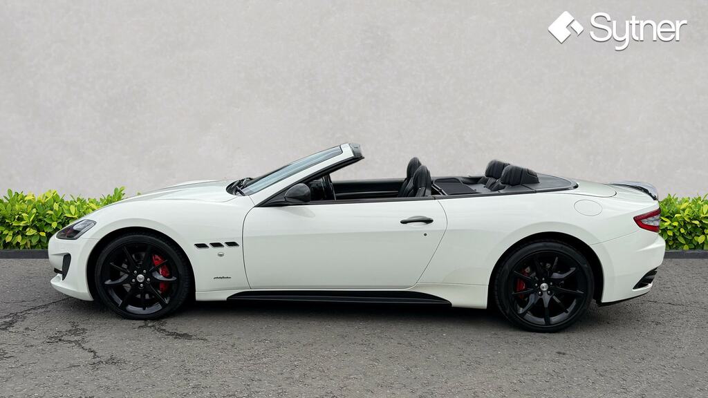 Maserati GranCabrio V8 Sport White #3