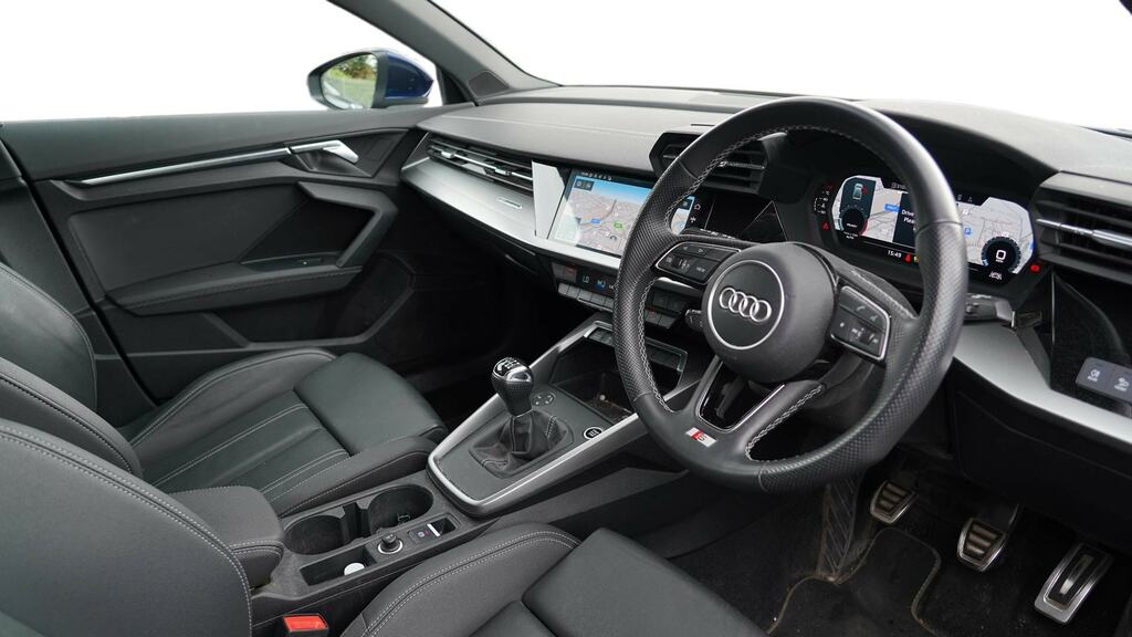 Audi A3 35 Tfsi S Line YK22ZTF Blue #6