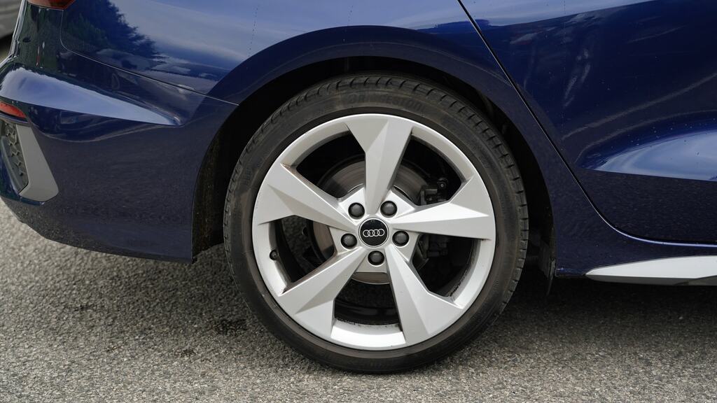 Audi A3 35 Tfsi S Line YK22ZTF Blue #5