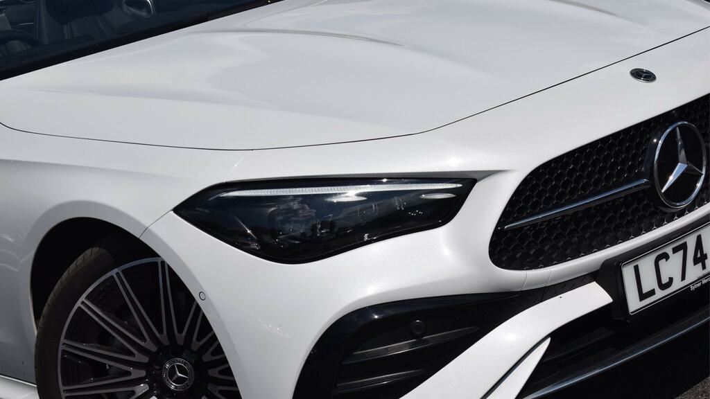 Mercedes-Benz 200 Cle 200 Amg Line Black #22