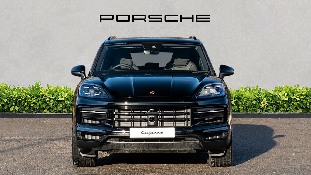 Porsche Cayenne S E-hybrid Tiptronic S KR26APY Black #2
