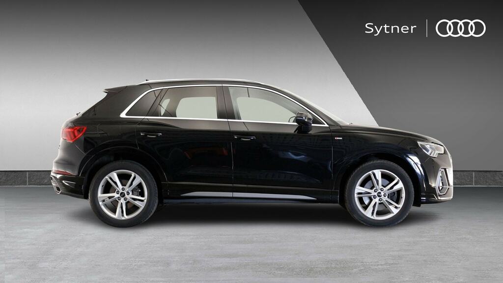 Audi Q3 40 Tfsi Quattro S Line S Tronic Tech Pack Black #4