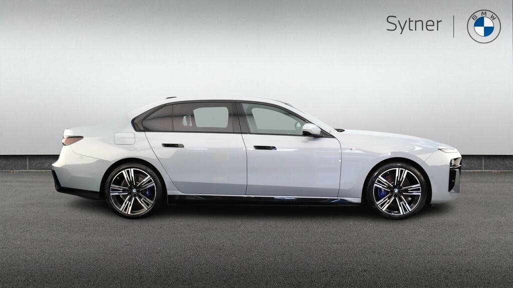 BMW i7 335Kw Edrive50 M Sport 105.7Kwh Grey #3