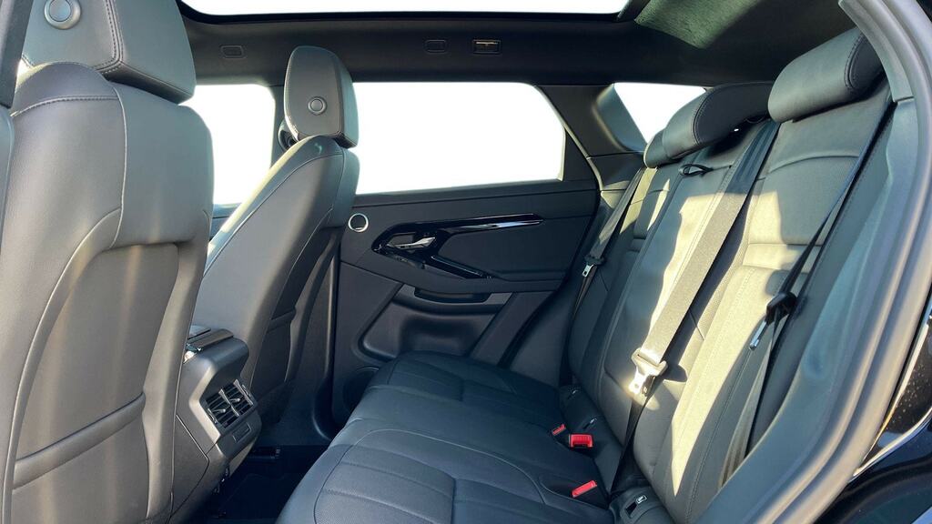 Land Rover Range Rover Evoque 1.5 P270e Dynamic Se WO25KKL Black #4