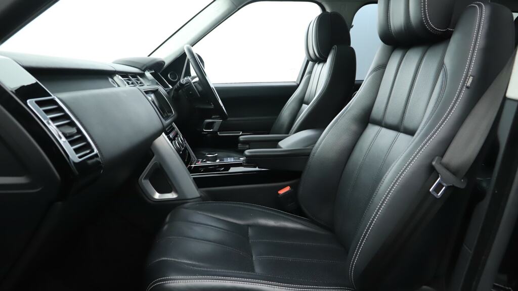 Land Rover Range Rover 4.4 Sdv8 KS67VVT Black #3