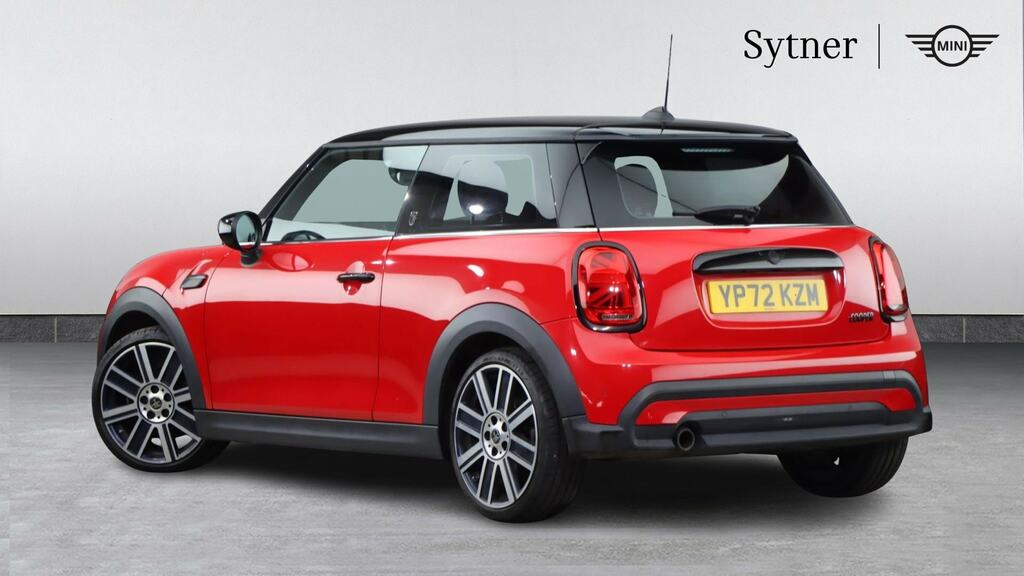 Mini Hatch 1.5 Cooper Exclusive YP72KZM Red #2