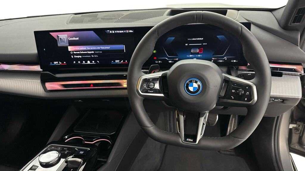 BMW i5 250Kw Edrive40 M Sport 84Kwh YH75CPV Grey #5