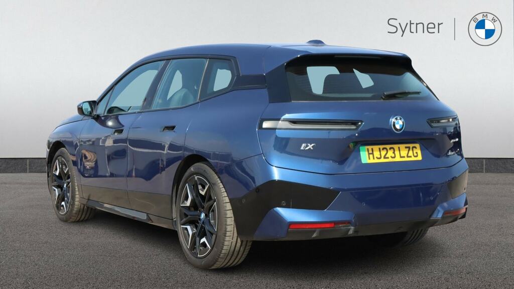 BMW iX 240Kw Xdrive40 M Sport 76.6Kwh HJ23LZG Blue #2