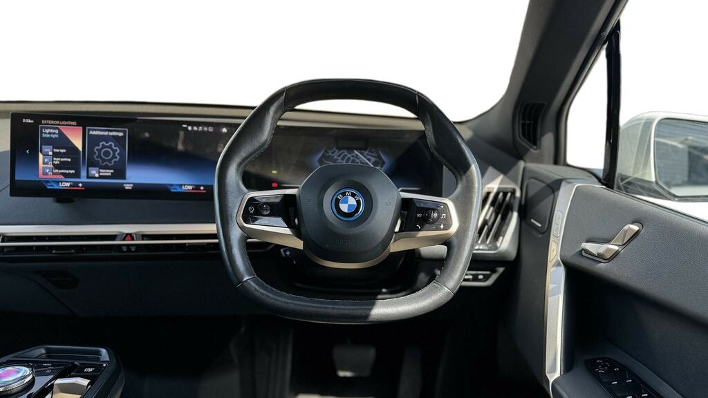 BMW iX 240Kw Xdrive40 Sport Edition 76.6Kwh YC72TUO White #5
