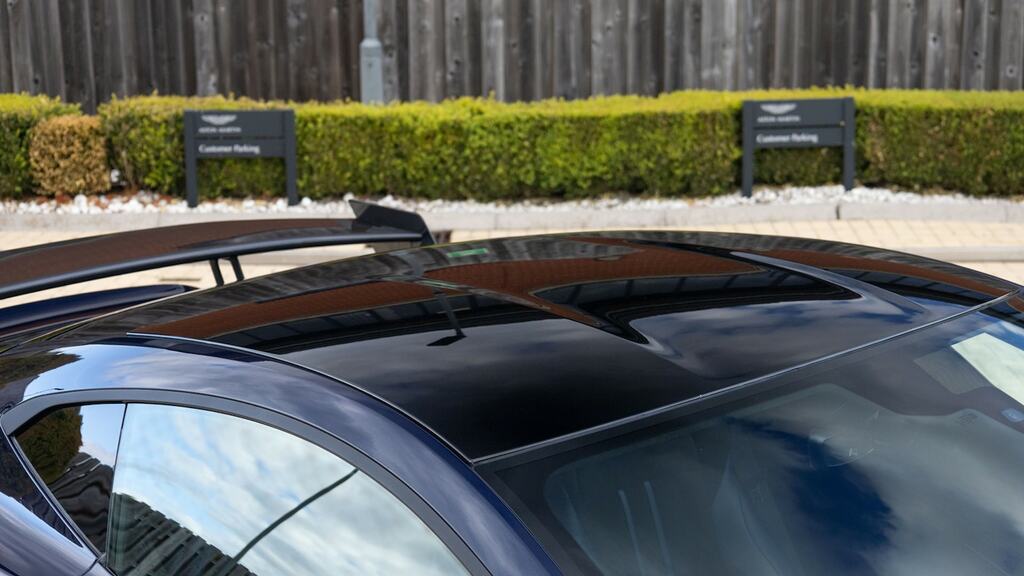 Aston Martin V8 V8 Black #33