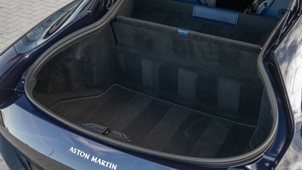Aston Martin V8 V8 Black #20