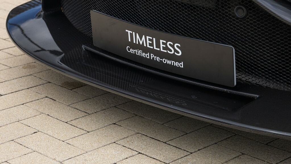 Aston Martin V8 V8 Black #32