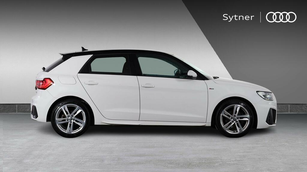 Audi A1 35 Tfsi S Line KR19POF White #4