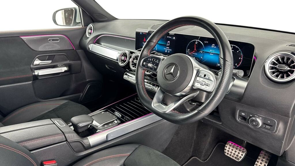 Mercedes-Benz GLB Class Glb 200D Amg Line Premium 8G-tronic W24SLS White #3