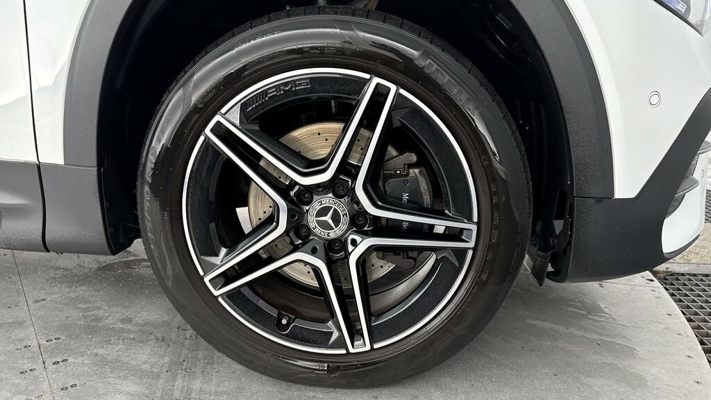 Mercedes-Benz GLB Class Glb 200D Amg Line Premium 8G-tronic W24SLS White #5