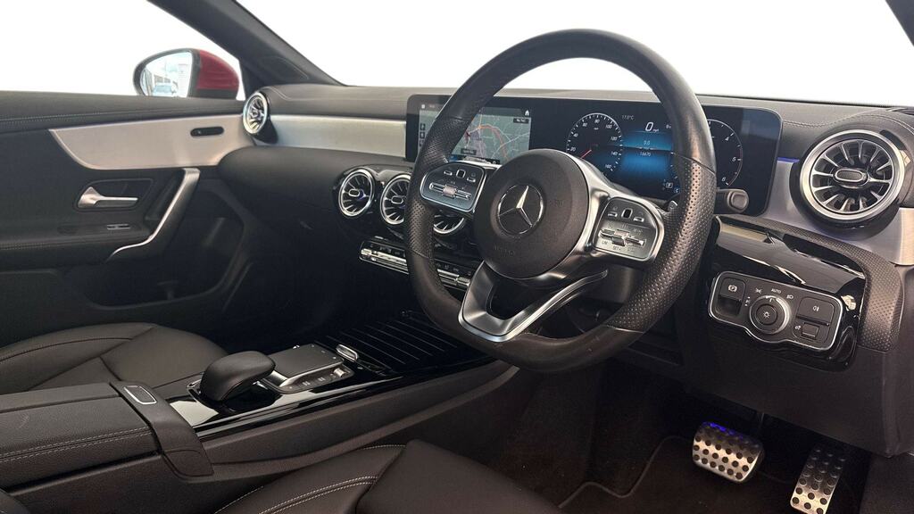 Mercedes-Benz CLA Class Cla 220D Amg Line Premium Tip Red #3