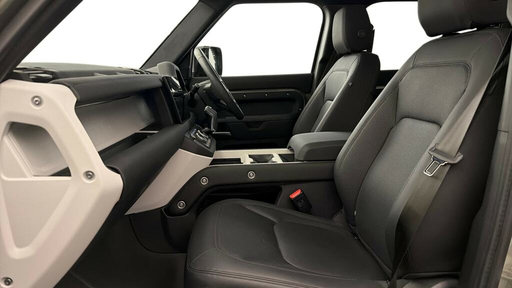 Land Rover Defender 110 3.0 D250 X-dynamic Se 110 FP25KSZ Green #3