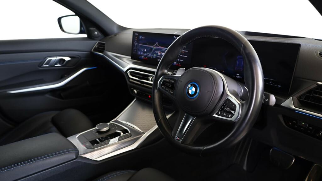 BMW 3 Series 330E M Sport Step Techpro Pack YG23VMM Blue #6