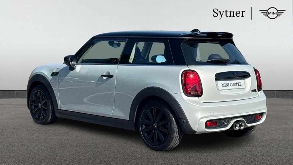 Mini Hatch 2.0 Cooper S Exclusive II Comfortnav BT20AOF White #2