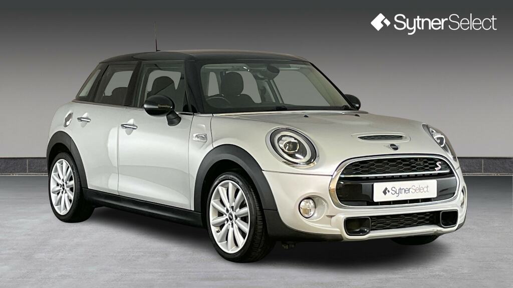 Mini Hatch 2.0 Cooper S II Chili Pack White
