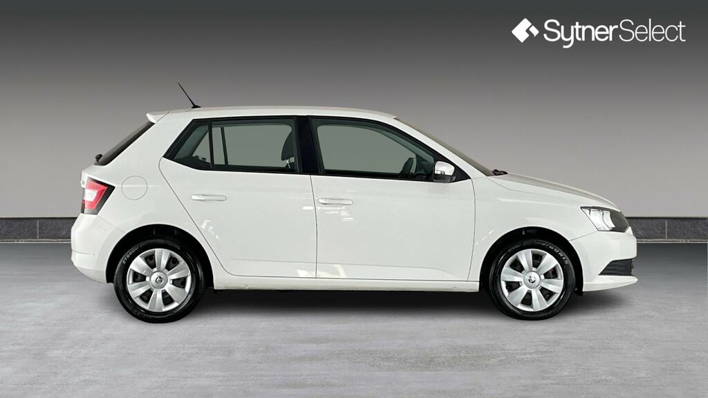 Skoda Fabia 1.0 Mpi 60 S SJ18OHF White #3
