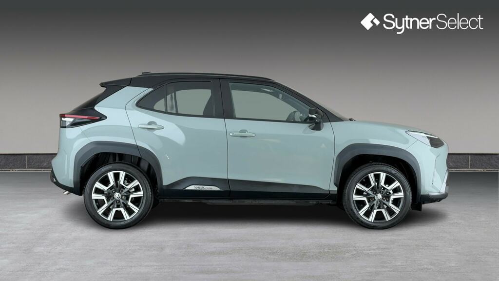 Toyota Yaris Cross 1.5 Hybrid 130 Premiere Edition Cvt VU25LBE Green #3