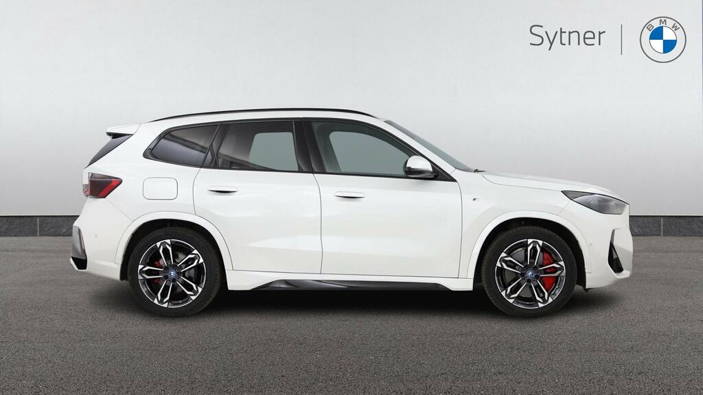 BMW iX1 230Kw Xdrive30 M Sport 65Kwh YA25DNO White #3