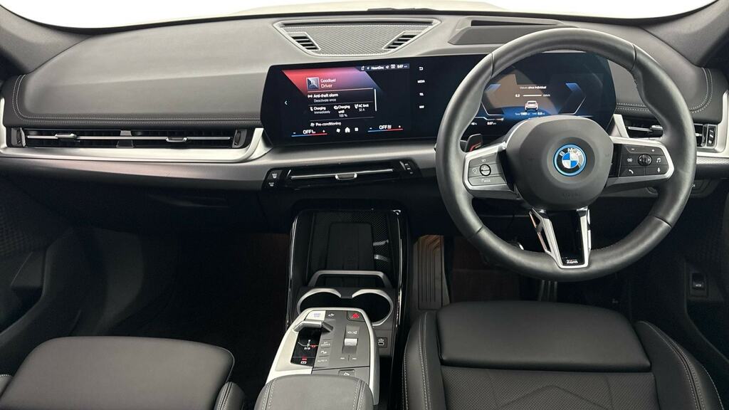 BMW iX1 230Kw Xdrive30 M Sport 65Kwh YA25DNO White #4