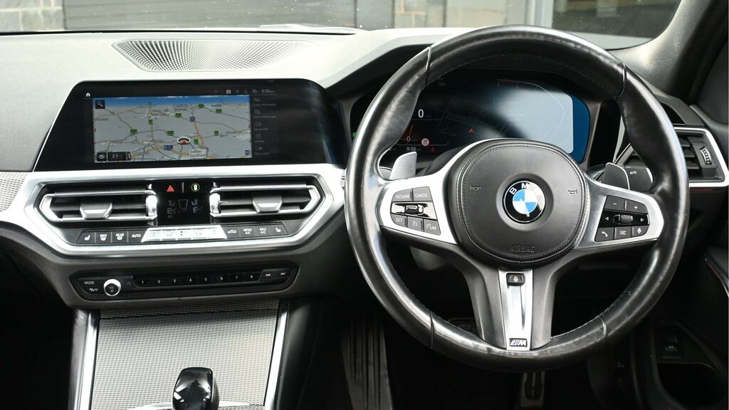 BMW 3 Series 320I M Sport Step SW21RBO White #5