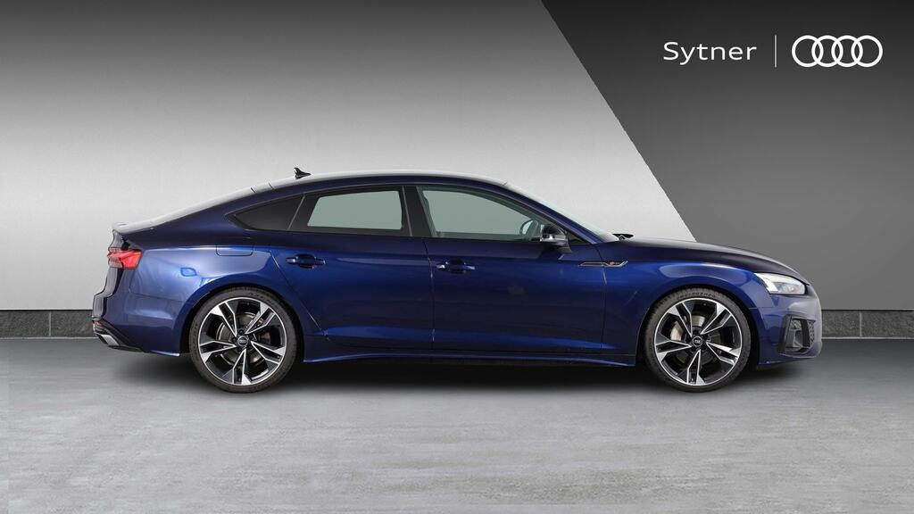 Audi A5 40 Tfsi 204 Black Edition S Tronic Cs LO71WPN Blue #4